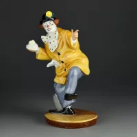 Винтажная фарфоровая статуэтка Клоун Англия Royal Doulton 2890 The Clown