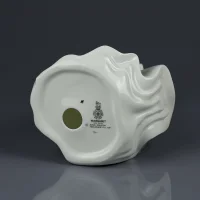 Винтажная фарфоровая статуэтка Маргарет Дама в шляпке Англия Royal Doulton HN2397 Margaret