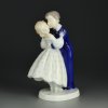 Винтажная фарфоровая статуэтка 2162 Дания First Kiss Пара Влюблённые Bing & Grondahl