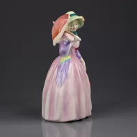 Винтажная фарфоровая статуэтка Дама в шляпке с зонтом и сумочкой Англия Royal Doulton HN1402 Miss Demure