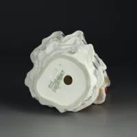 Винтажная фарфоровая статуэтка Дама с муфтой Англия Royal Doulton 2179 Noelle