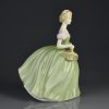 Винтажная фарфоровая статуэтка Дама с корзинкой цветов Англия Royal Doulton 2345 Clarissa