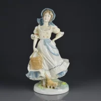 Винтажная фарфоровая статуэтка Молочница Котёнок Англия Royal Worcester Old Country Ways The Milkmaid