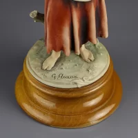 Винтажная фарфоровая статуэтка Capodimonte Девочка с яблоками Giuseppe Armani Джузеппе Армани
