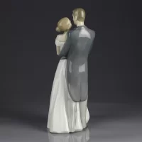 Винтажная фарфоровая статуэтка Свадьба Жених Невеста NAO Lladro Unforgettable Day