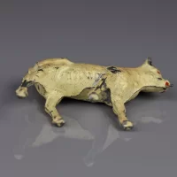 Антикварная свинцовая фигурка телёнка Англия