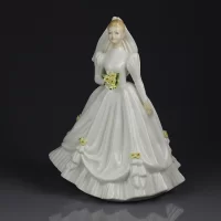Винтажная английская фарфоровая статуэтка Невеста Royal Doulton 3284 Bride