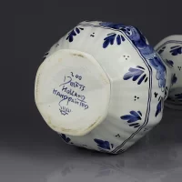 Винтажная ваза Delft с ручной росписью