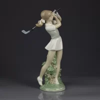 Винтажная фарфоровая статуэтка Гольфистка Испания Lladro NAO 0450 Out of the Rough