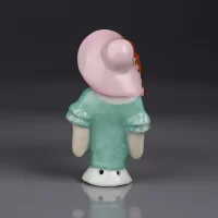 Винтажная фарфоровая куколка Германия Дама в зелёном Half Doll