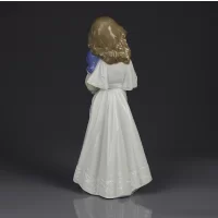 Винтажная фарфоровая статуэтка Девочка с куклой Lladro NAO We're Sleepy