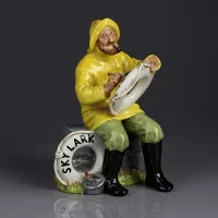Винтажная фарфоровая статуэтка Англия Royal Doulton 2417 Boatman Лодочник Моряк