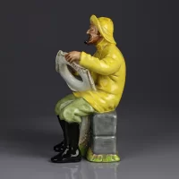 Винтажная фарфоровая статуэтка Англия Royal Doulton 2417 Boatman Лодочник Моряк