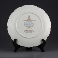 Винтажная английская фарфоровая тарелка Ветер в ивах Дом барсука Royal Doulton Wind Willows Badgers House