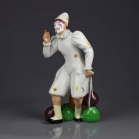 Винтажная фарфоровая статуэтка Клоун Джокер Англия Royal Doulton 2252 Joker