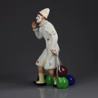 Винтажная фарфоровая статуэтка Клоун Джокер Англия Royal Doulton 2252 Joker