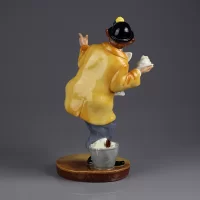 Винтажная фарфоровая статуэтка Клоун Англия Royal Doulton 2890 Clown