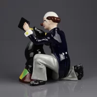 Винтажная фарфоровая статуэтка Клоун с котиком Англия Royal Doulton 3119 Partners