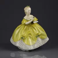 Винтажная английская фарфоровая статуэтка Девушка Вальс Royal Doulton 2315 Last Waltz