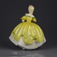 Винтажная английская фарфоровая статуэтка Девушка Вальс Royal Doulton 2315 Last Waltz