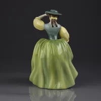Винтажная английская фарфоровая статуэтка Девушка в зелёном платье Royal Doulton 2309 Buttercup