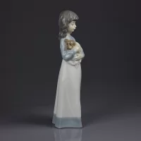 Винтажная фарфоровая статуэтка Девочка с собакой Lladro NAO Someone to Love