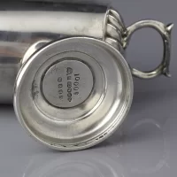 Антикварная английская сахарница в форме зольника с совочком Harrison Fisher & Co