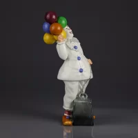 Винтажная фарфоровая статуэтка Клоун с воздушными шарами Balloon Clown Англия Royal Doulton HN2894