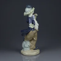 Винтажная фарфоровая статуэтка Клоун с цветком Lladro NAO Flower for my Lady