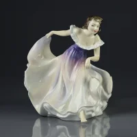 Винтажная фарфоровая статуэтка Цыганский танец Англия Royal Doulton HN2230 Gypsy Dance