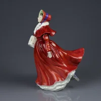 Винтажная фарфоровая статуэтка Дама на коньках Англия Royal Doulton HN3439 The Skater