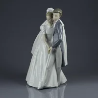 Винтажная фарфоровая статуэтка Свадьба Жених и невеста Lladro NAO 1247 Unforgettable Dance