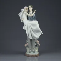 Винтажная фарфоровая статуэтка Свадьба Жених с невестой на руках Lladro 5282 Over the Threshold