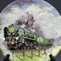 Винтажная английская декоративная тарелка Паровоз Поезд Davenport Great Steam Trains Golden Arrow