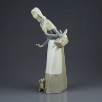 Винтажная фарфоровая статуэтка Пастушка с собачкой Lladro 1034 Shepherdess with Dog