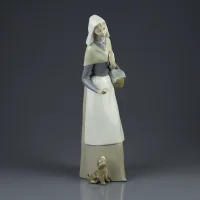 Винтажная фарфоровая статуэтка Пастушка с собачкой Lladro 1034 Shepherdess with Dog