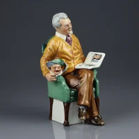 Винтажная английская фарфоровая статуэтка Коллекционер Royal Doulton HN 2945 Pride and Joy