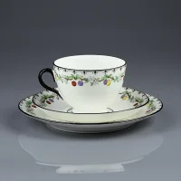 Винтажное фарфоровое чайное трио с цветочной гирляндой Tuscan China RH & SL Plant Англия 1920-е годы