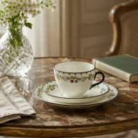 Винтажное фарфоровое чайное трио с цветочной гирляндой Tuscan China RH & SL Plant Англия 1920-е годы