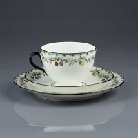 Винтажный фарфоровый чайный сет с цветочной гирляндой Tuscan China R.H. & S.L. Plant Англия 1920-е годы