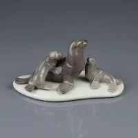 Винтажная фарфоровая статуэтка Семья тюленей Морские котики Lladro Mini Seal Family