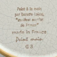 Винтажная керамическая тарелка с ручной росписью в оловянной раме Кабан Охота Франция Lucette Loirat