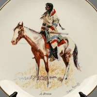 Винтажная фарфоровая декоративная тарелка Индеец на лошади США Gorham A Breed Frederic Remington