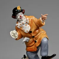 Винтажная фарфоровая статуэтка Клоун Англия Royal Doulton HN2890 The Clown