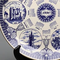 Тарелка винтажная декоративная Календарь Замки Соборы Англия Mason's Ringtons
