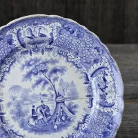 Антикварная французская тарелка 19-го века Шинуазри David Johnston