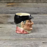 Винтажный английский миниатюрный кувшин Sandland Toby Character Jug