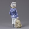 Винтажная фарфоровая статуэтка Испания Lladro NAO Ready for an Excursion Мальчик с рюкзаком