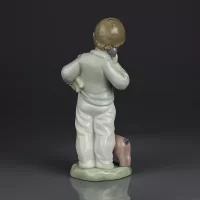 Винтажная фарфоровая статуэтка Lladro NAO Boy on Phone with Puppets Мальчик с телефоном, мишкой и собакой