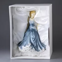 Винтажная фарфоровая статуэтка Англия Royal Doulton 5603 Angela Анджела